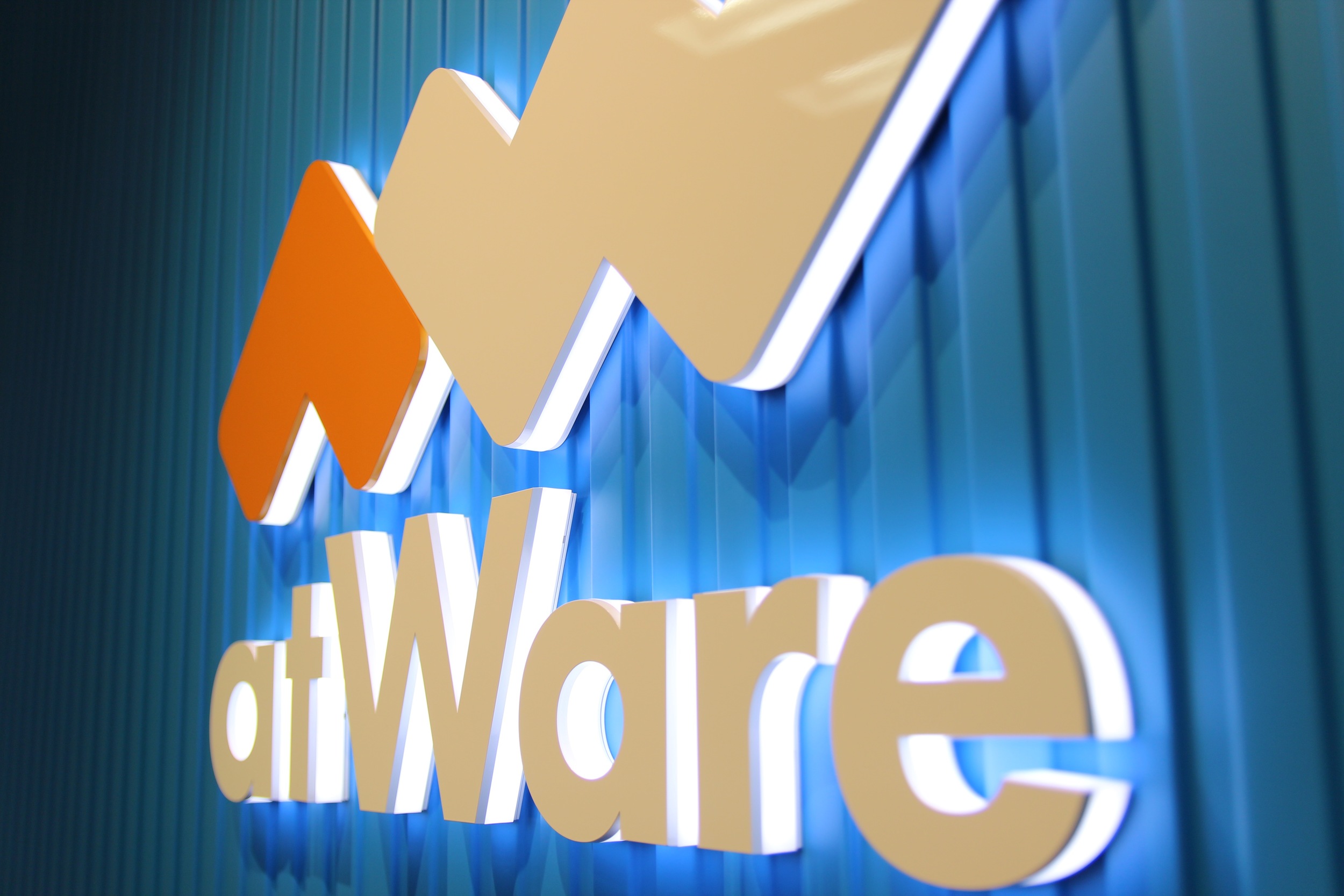 株式会社アットウェア