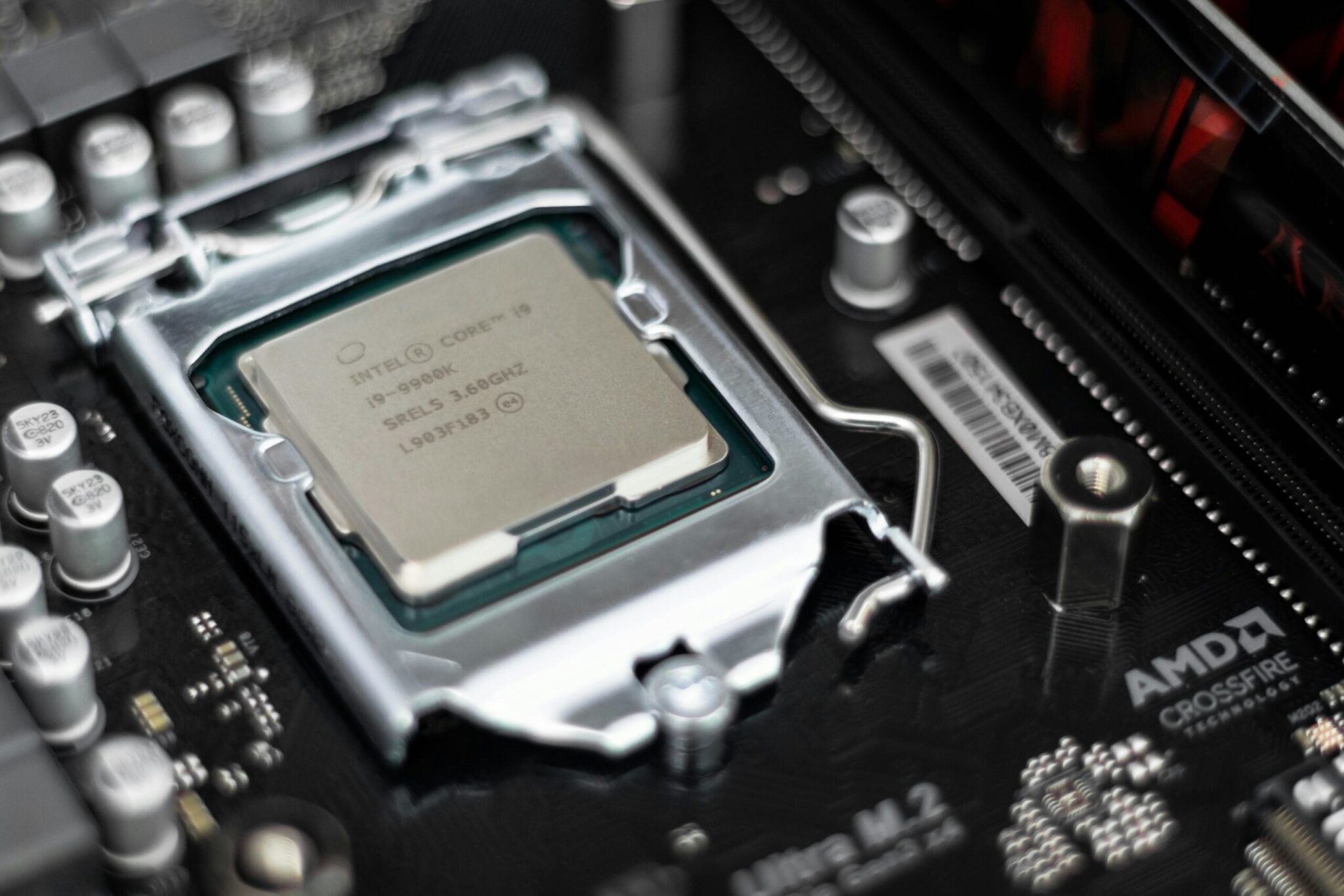 デバイスドライバとは?仕組みから更新方法まで完全解説!PCトラブル解決に役立つ管理・運用ガイド