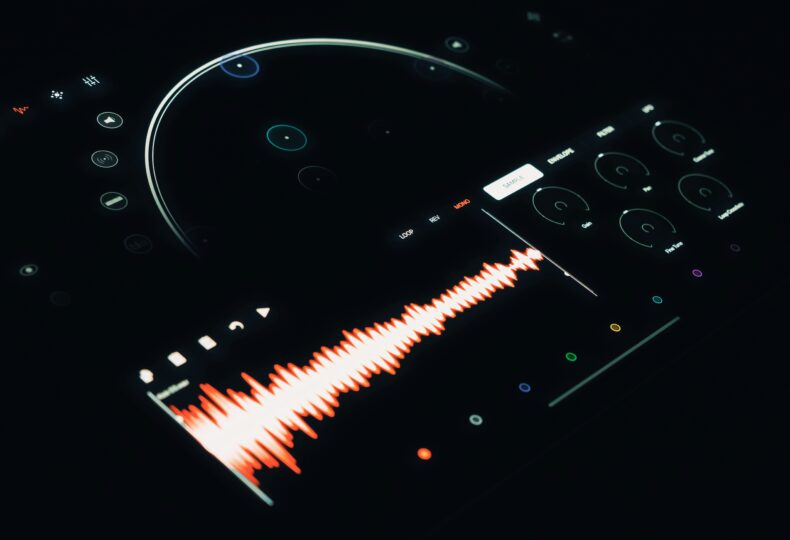音響解析の最新事例を徹底解説!連成解析から騒音対策まで